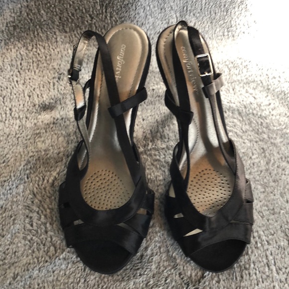 Memory Foam Heels - Picture 2 of 3